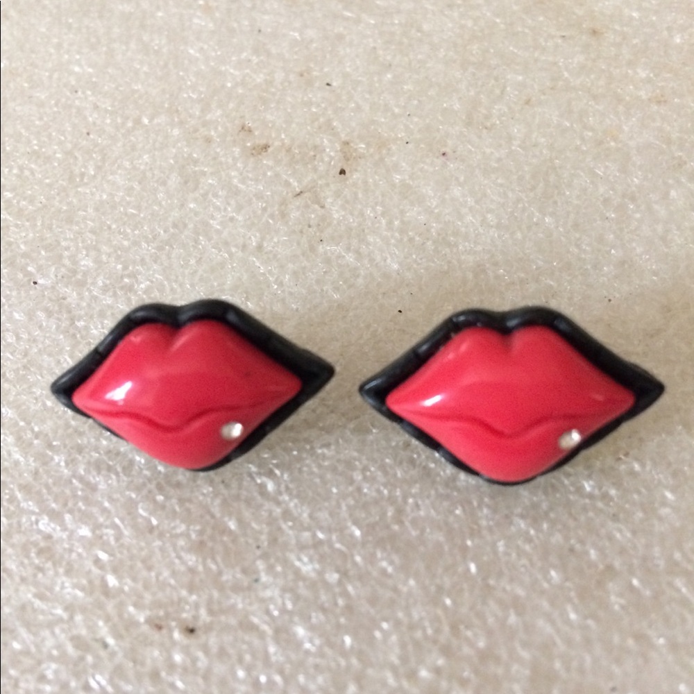 Lips earrings - Picture 2 of 3